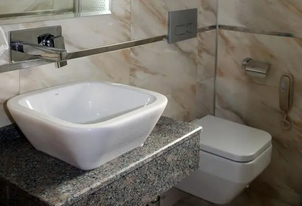Standart Oda, Deniz ve Dağ Manzaralı, Balkonsuz