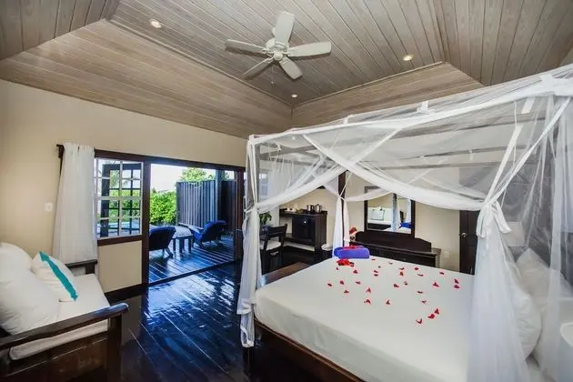 Garden Pool Cottage