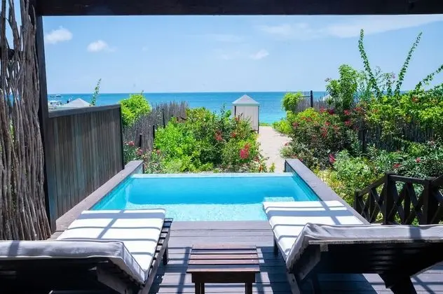Garden Pool Cottage