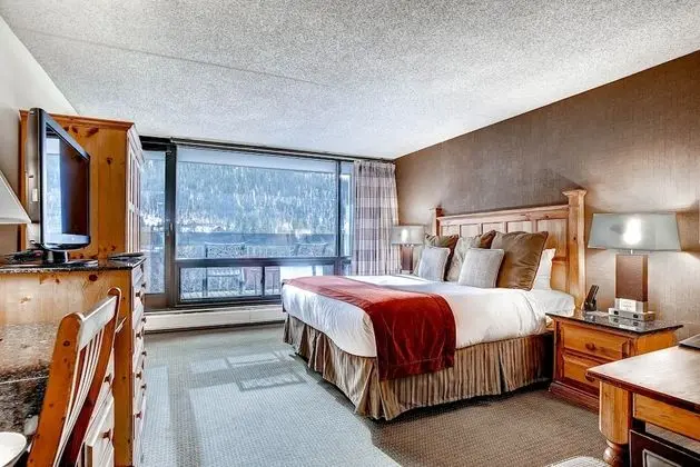 Çatı Katı (Loft), 1 En Büyük (King) Boy Yatak, Balkon (Lodge)