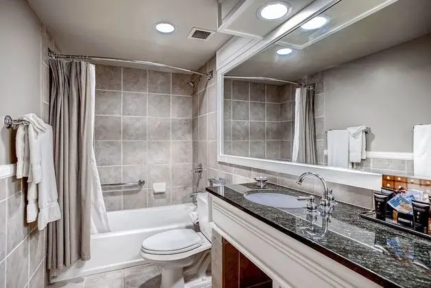 Çatı Katı (Loft), 1 En Büyük (King) Boy Yatak, Balkon (Lodge)
