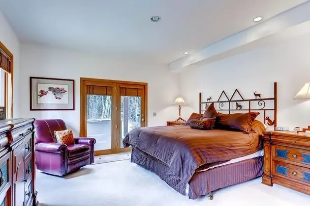 Oda, 4 Yatak Odası (Bryant Home, 3 Bath)