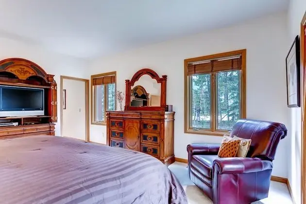 Oda, 4 Yatak Odası (Bryant Home, 3 Bath)