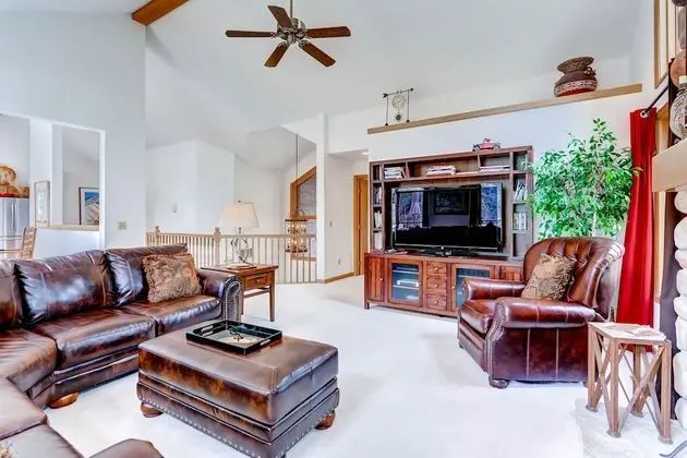 Oda, 4 Yatak Odası (Bryant Home, 3 Bath)