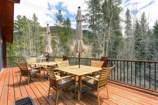 Oda, 4 Yatak Odası (Bryant Home, 3 Bath)