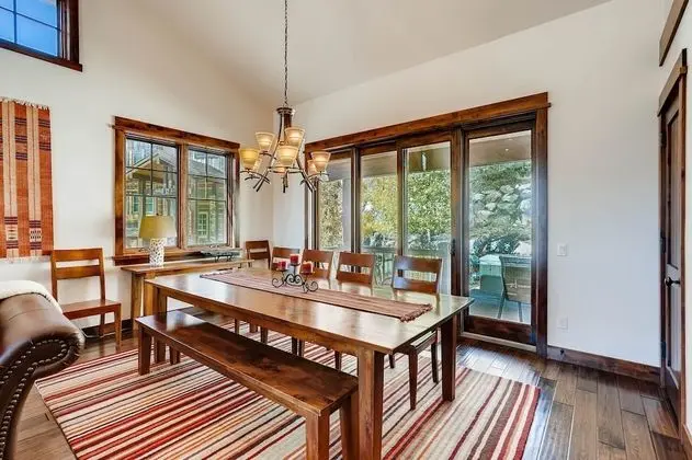 Oda, 4 Yatak Odası (Sanctuary Home, 4 Bath)