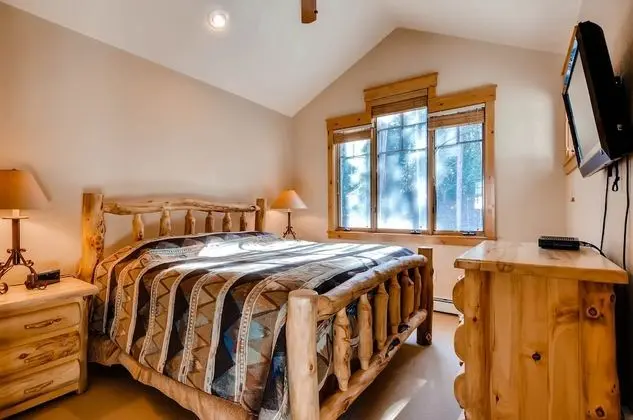 Oda, 4 Yatak Odası (Settler's Creek Estate, 3 Bath)