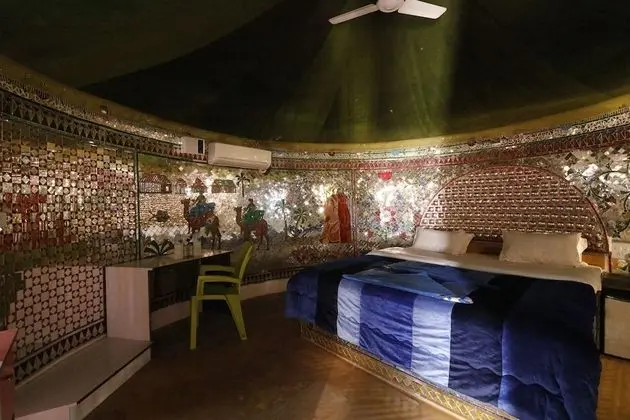 Luxury Süit, 1 En Büyük (King) Boy Yatak, Sigara İçilebilir, Bahçe Manzaralı
