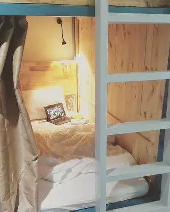 Deluxe Ortak Ranzalı Oda, Karma Ranzalı Oda