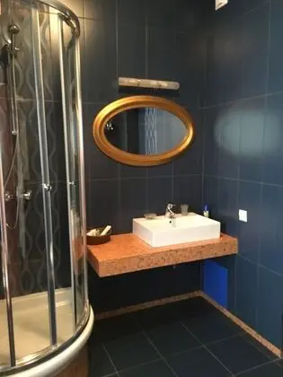 Design Tek Büyük Yataklı Oda