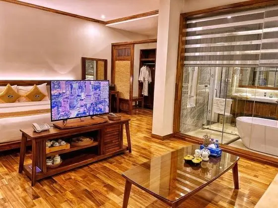 Premium Tek Büyük Yataklı Oda