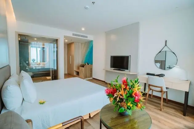 Deluxe Tek Büyük Yataklı Oda