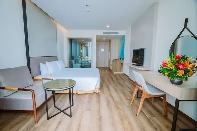 Deluxe Tek Büyük Yataklı Oda