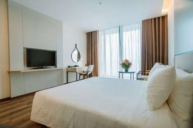 Deluxe Tek Büyük Yataklı Oda