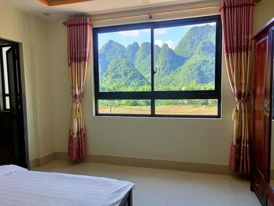 Panoramic Tek Büyük Yataklı Oda