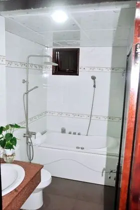 Deluxe Üç Kişilik Oda