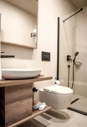 Prive Suite, Deniz Manzaralı, Balkonlu