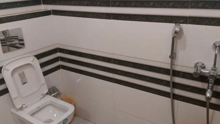 Club Tek Büyük Yataklı Oda