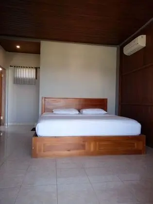 Deluxe Tek Büyük Yataklı Oda, Okyanus Manzaralı