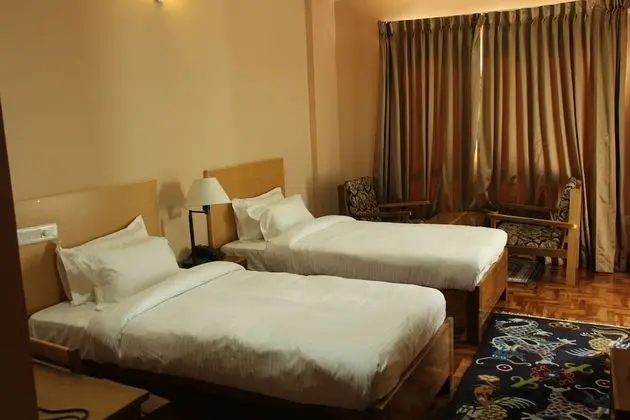 Deluxe Tek Büyük veya İki Ayrı Yataklı Oda