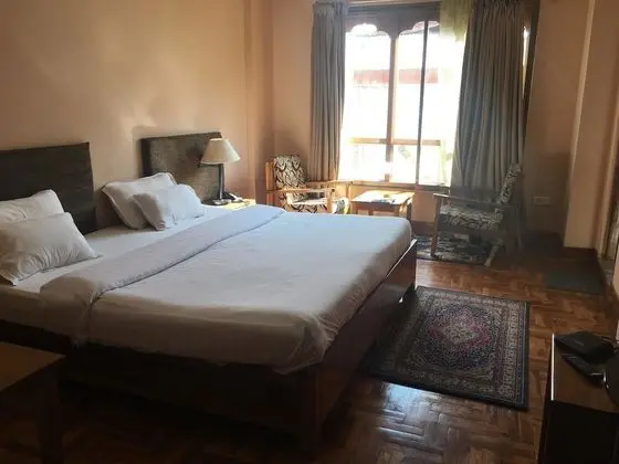 Deluxe Tek Büyük veya İki Ayrı Yataklı Oda