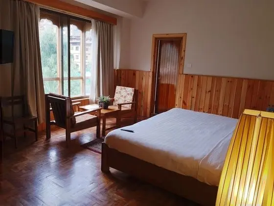 Deluxe Tek Büyük veya İki Ayrı Yataklı Oda