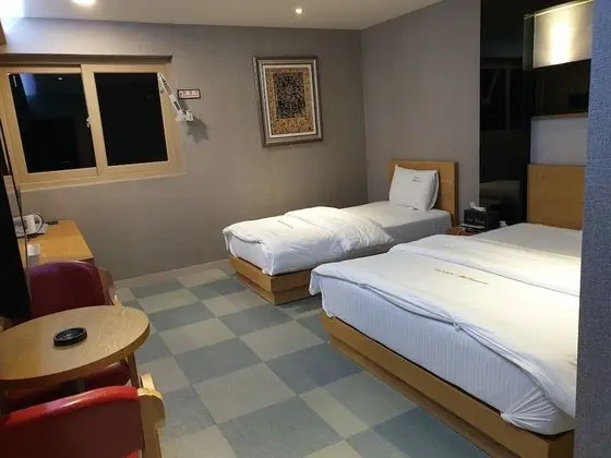 Business İki Ayrı Yataklı Oda