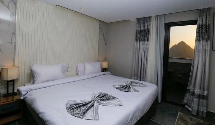 Deluxe Double/Twin Room - Pyramids View With Terrace