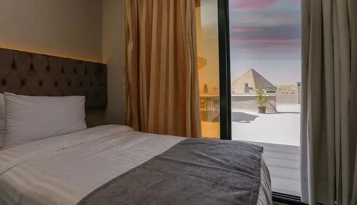 Deluxe Double/Twin Room - Pyramids View With Terrace