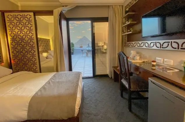 Deluxe Double/Twin Room - Pyramids View With Terrace