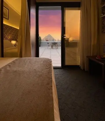 Deluxe Double/Twin Room - Pyramids View With Terrace