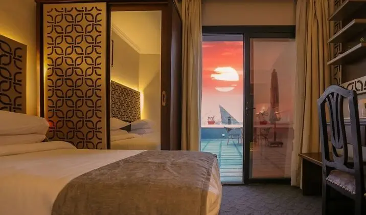 Deluxe Double/Twin Room - Pyramids View With Terrace