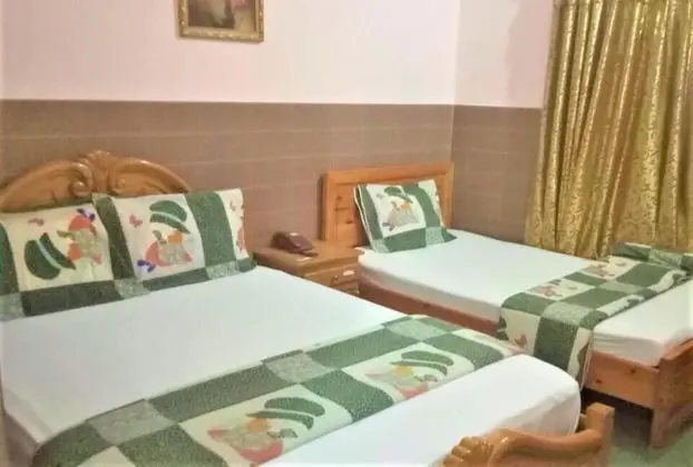 Üç Kişilik Oda