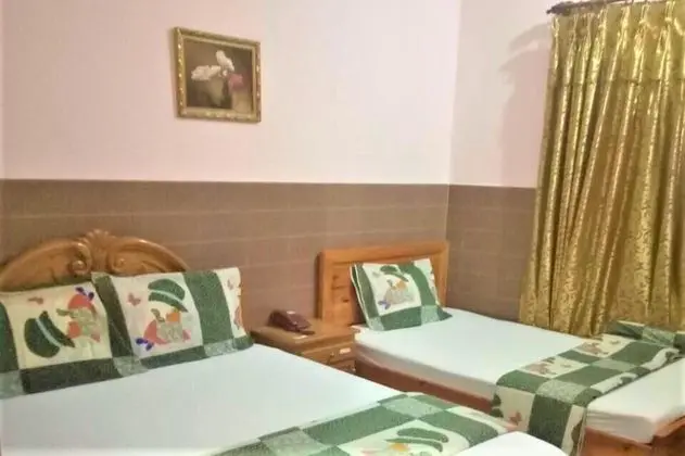 Üç Kişilik Oda
