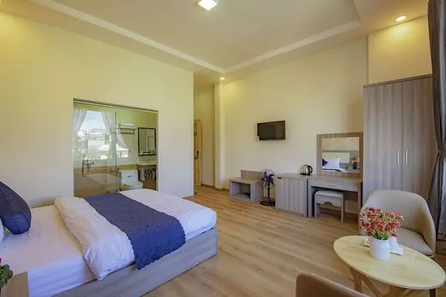 Deluxe Tek Büyük Yataklı Oda