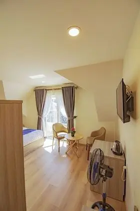 Deluxe Tek Büyük Yataklı Oda