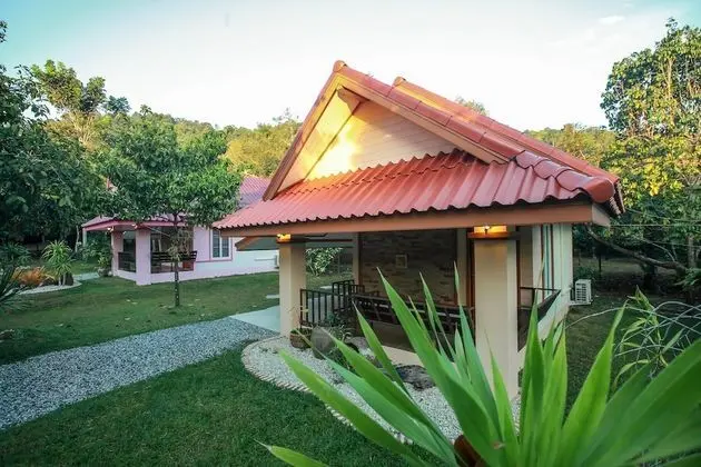 1 Bedroom Bungalow