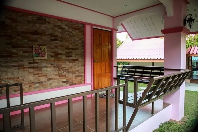 1 Bedroom Bungalow