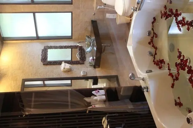 Deluxe Villa, Sıcak Su Küveti