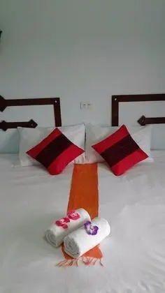 Standard double bed with no window