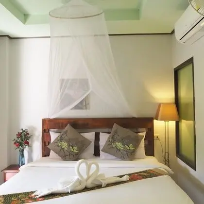 Honeymoon Room