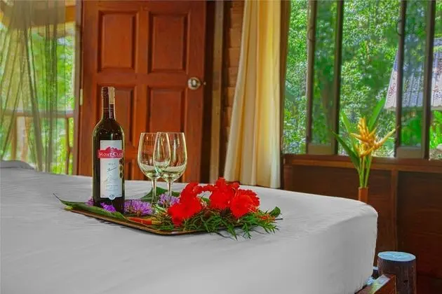 Standard Bungalov, 1 Çift Kişilik veya 2 Tek Kişilik Yatak, Balkon, Bahçe Manzaralı