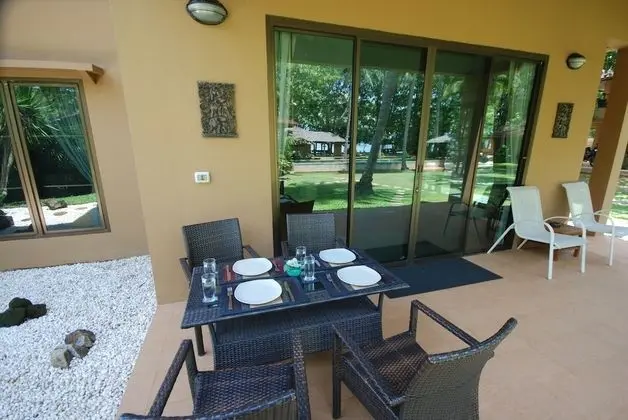 3-Bedrooms Villa
