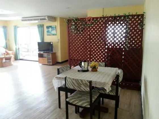 Suite Room (Small)