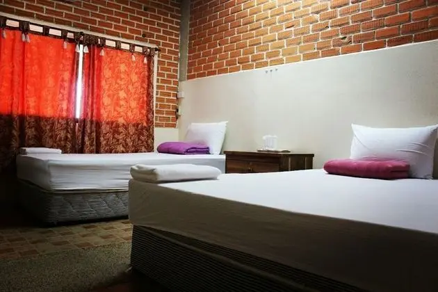 Triple Room with Sea View
