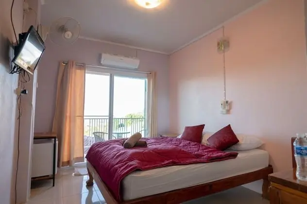 Double Room (Baan Rebiangphu)