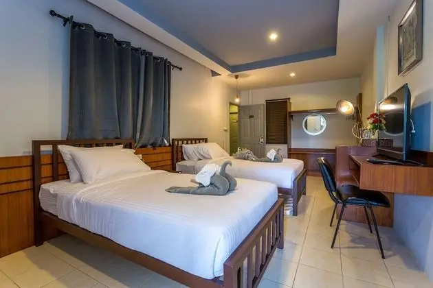 Twin Room with Balcony