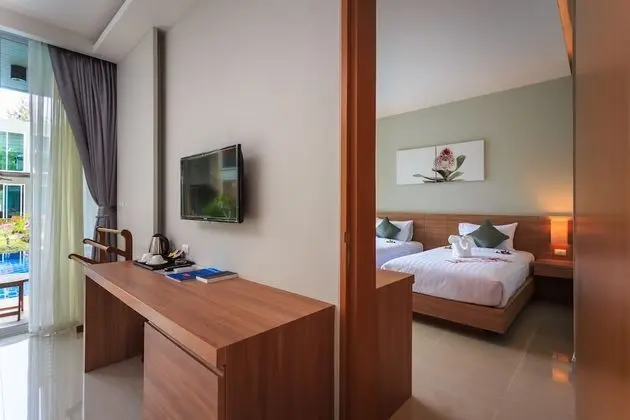 Villa Padding View