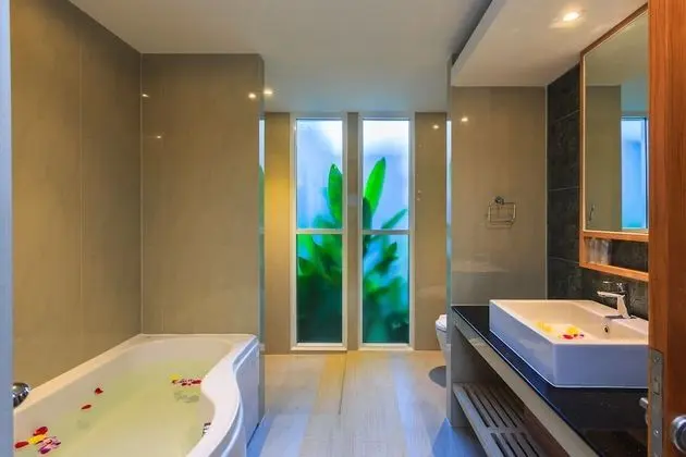 Villa Padding View