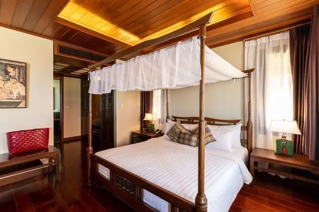 Honeymoon Villa, Denize Sıfır